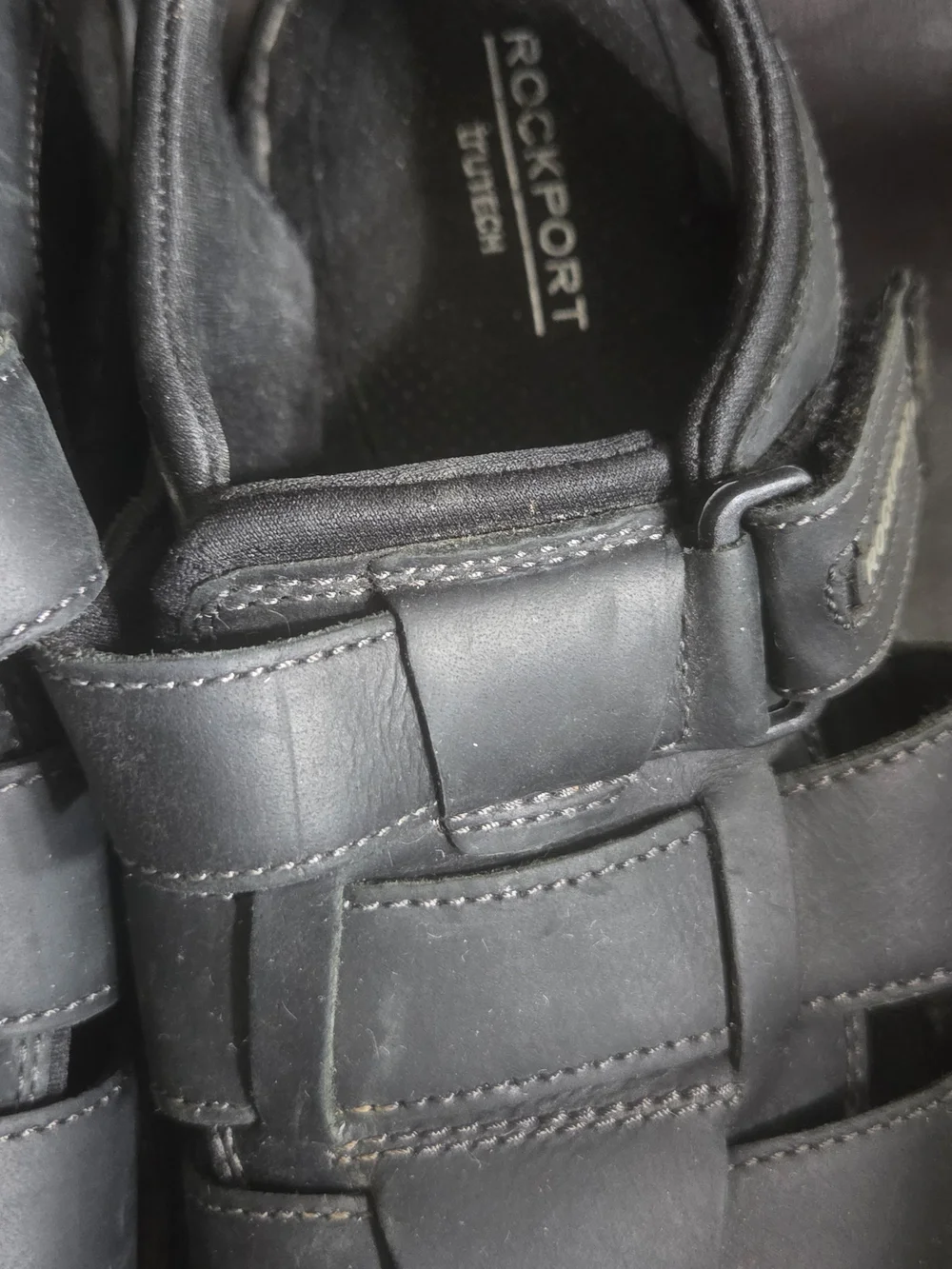 Rockport black strap velcro